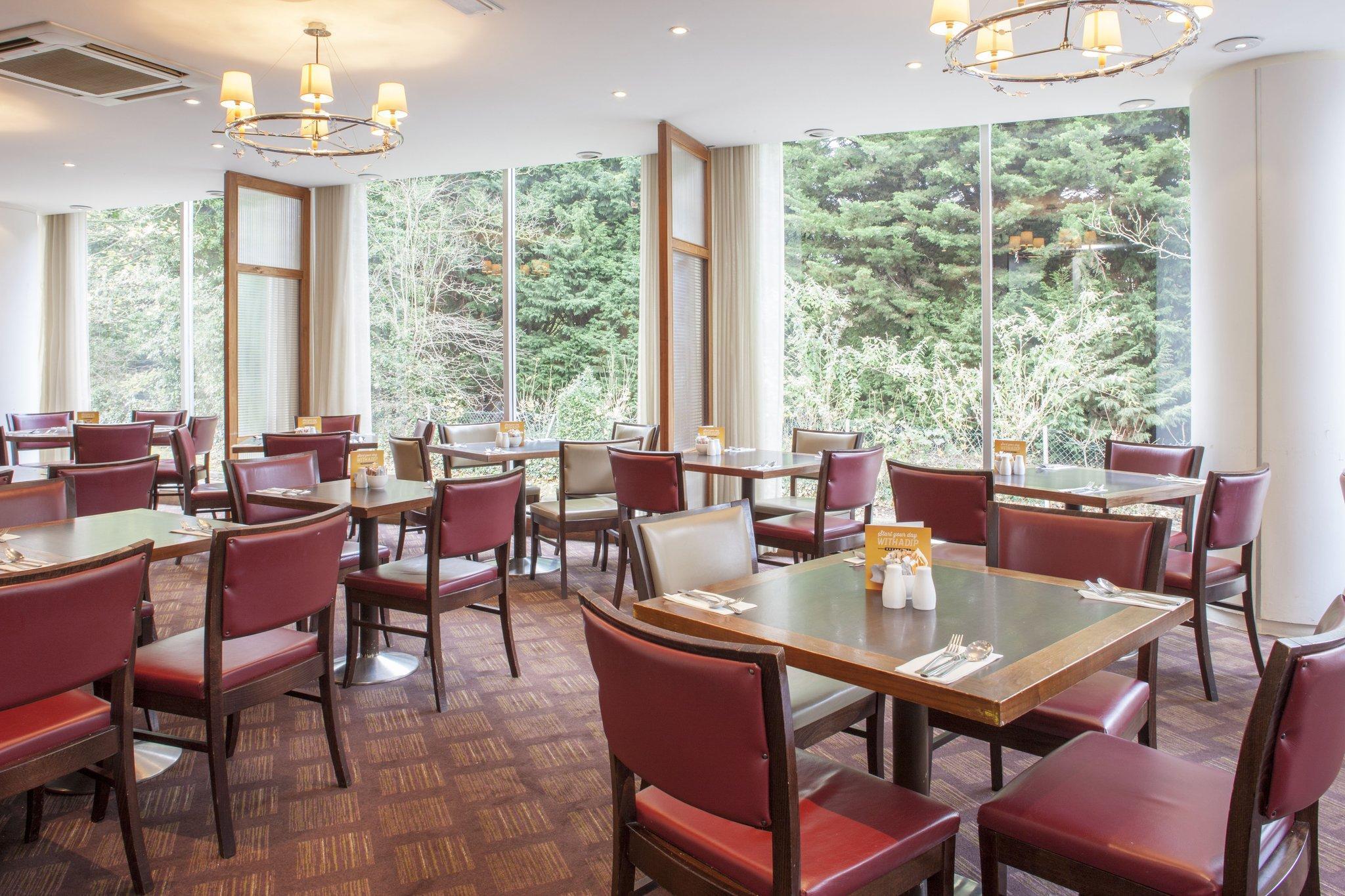 Holiday Inn London-Shepperton By Ihg Esterno foto
