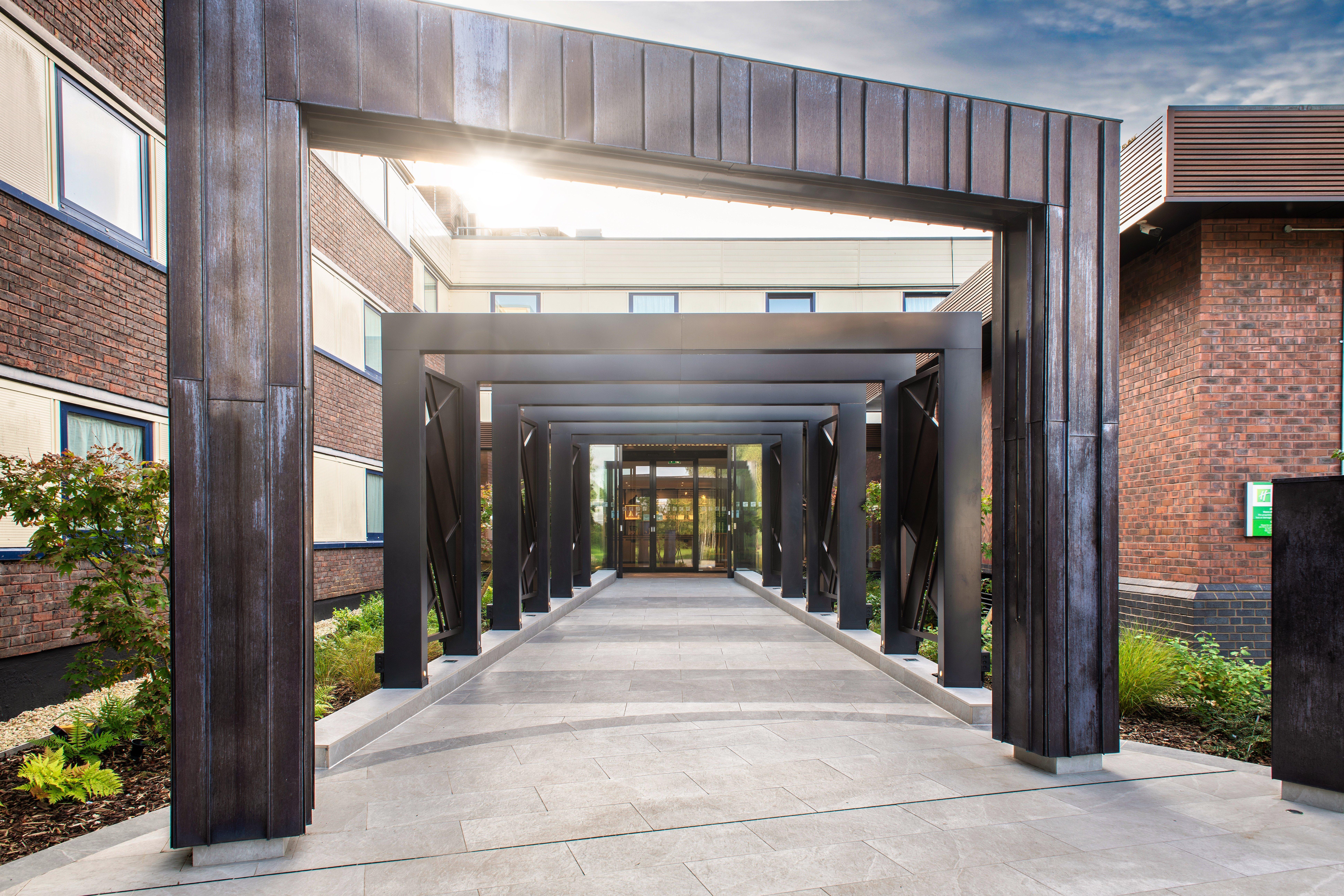 Holiday Inn London-Shepperton By Ihg Esterno foto