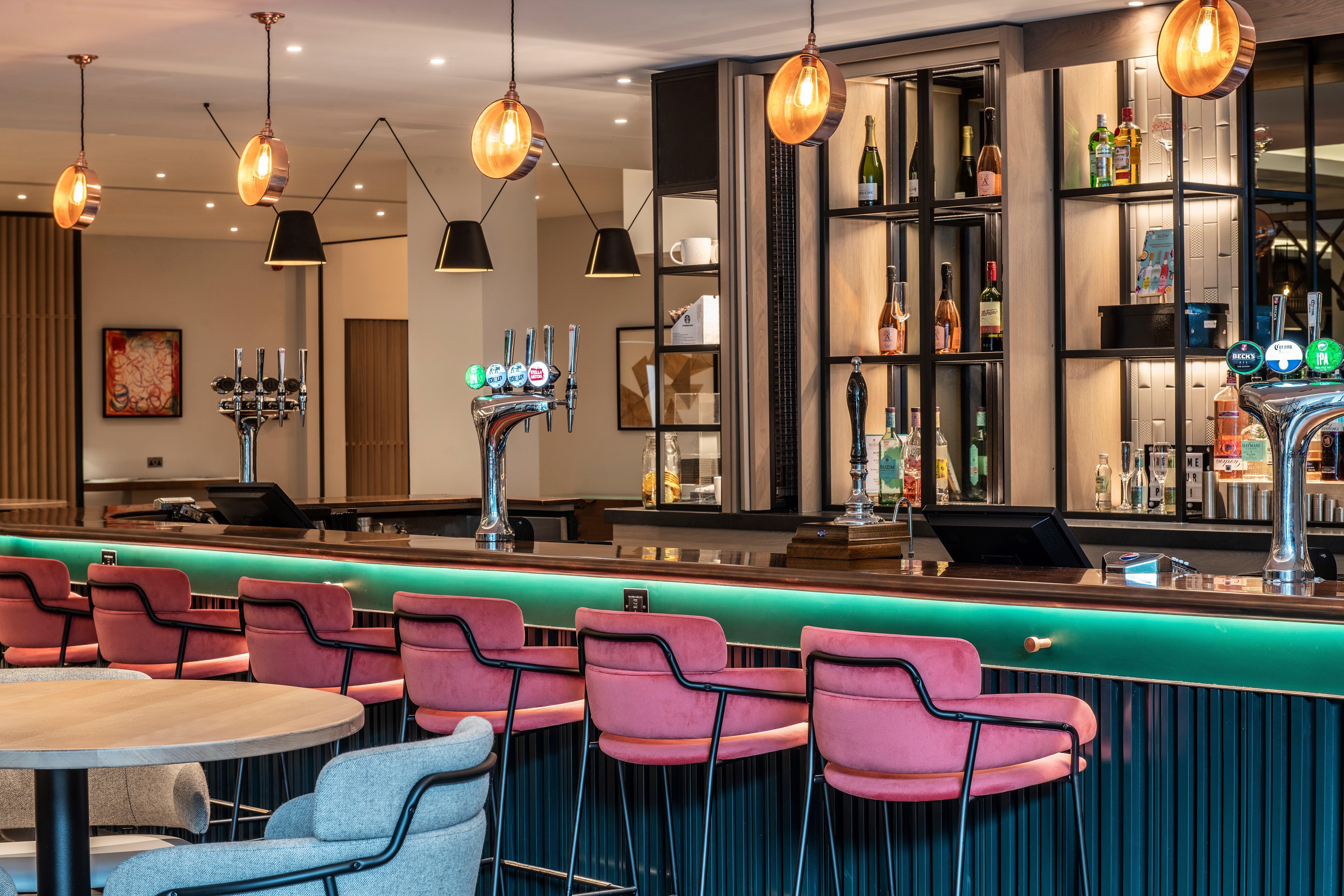 Holiday Inn London-Shepperton By Ihg Esterno foto