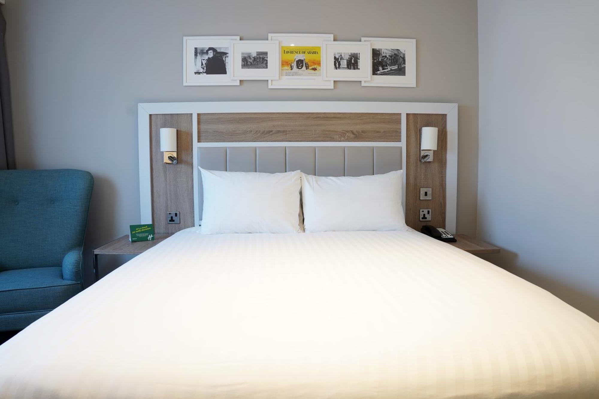Holiday Inn London-Shepperton By Ihg Esterno foto